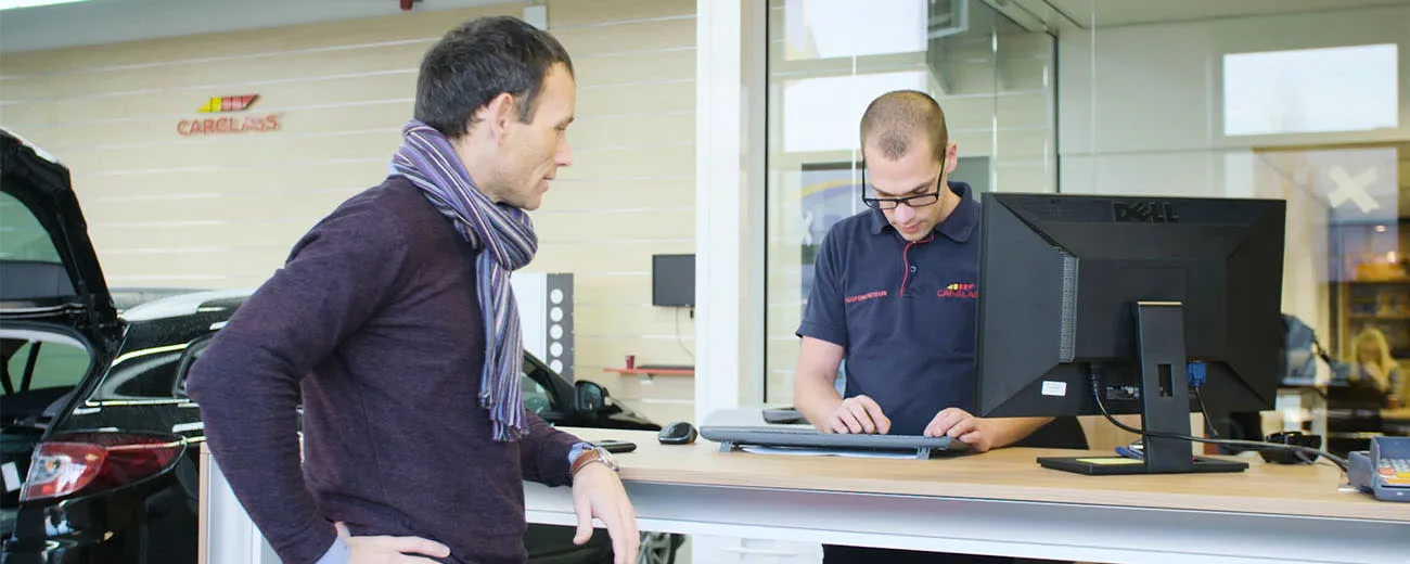 Carglass service desk